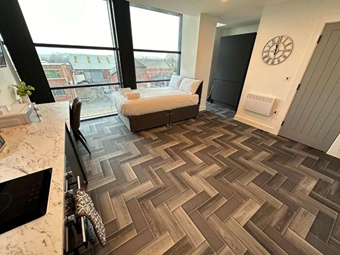 1 Bedroom Studio To Rent In High Road, Beeston, NG9