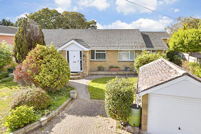 4 Bedroom Detached Bungalow For Sale In Thornton Manor Drive, Ryde, Isle Of Wight, PO33