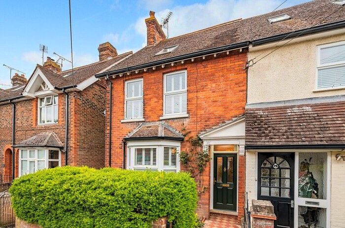 4 Bedroom Semi-Detached House For Sale In Madan Road, Westerham, Kent., TN16