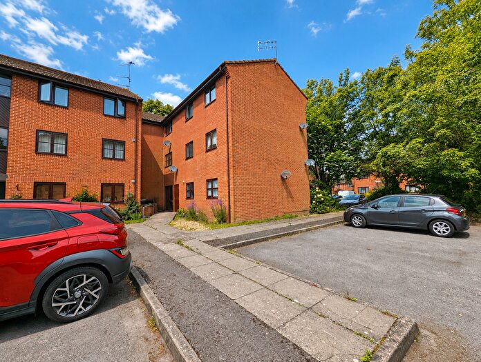 Studio To Rent In Honeywood Close, Hilsea, PO3