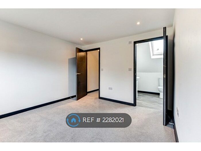 5 Bedroom Semi-Detached House To Rent In Falmer Gardens, Brighton, BN2