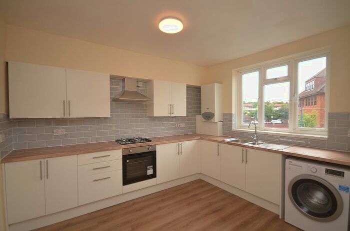 3 Bedroom Maisonette To Rent In Station Approach, Hayes, Bromley, BR2