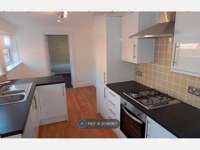 2 Bedroom Bungalow To Rent In Kimberley Street, Sunderland, SR4