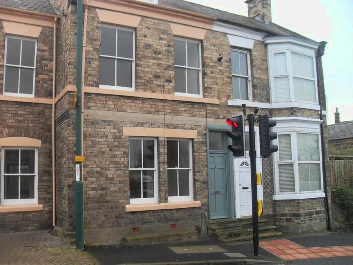 2 Bedroom Town House To Rent In South Terrace, Skelton-In-Cleveland, Saltburn-By-The-Sea, TS12