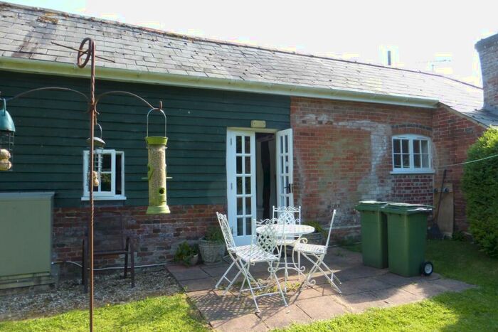 2 Bedroom Detached Bungalow To Rent In Mill Pool Cottage Hawkhill Mill Farm, Sandleheath, Fordingbridge, SP6