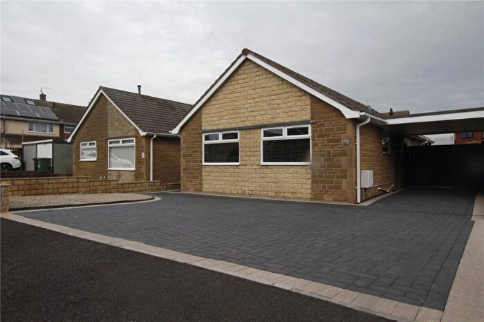 3 Bedroom Bungalow To Rent In Greenway Close, Nythe, Swindon, SN3