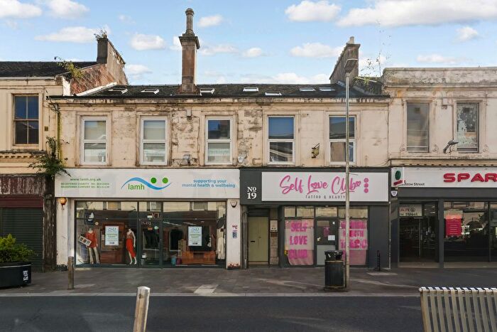 2 Bedroom Flat To Rent In Cadzow Street, Hamilton, ML3