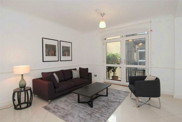 2 Bedroom Apartment To Rent In Globe View, High Timber Street, City, London, EC4V