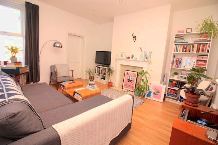 2 Bedroom Flat To Rent In Westbourne Avenue, Bensham, Gateshead, NE8