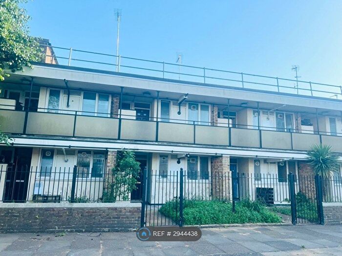 1 Bedroom Flat To Rent In Boisseau House, London, E1