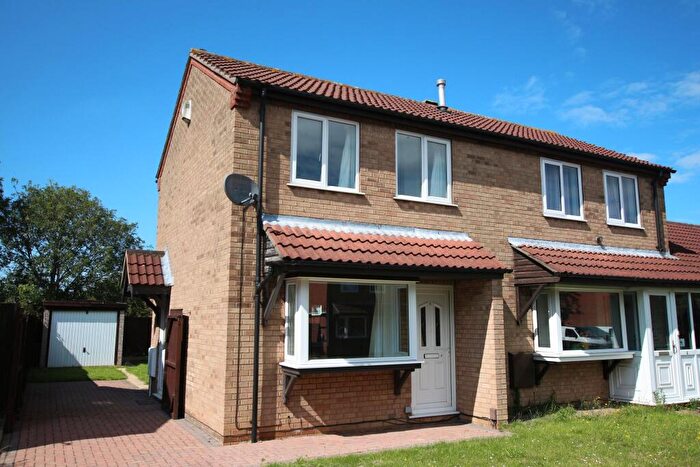 2 Bedroom Semi-Detached House To Rent In Meadow Way, Bracebridge Heath, LN4