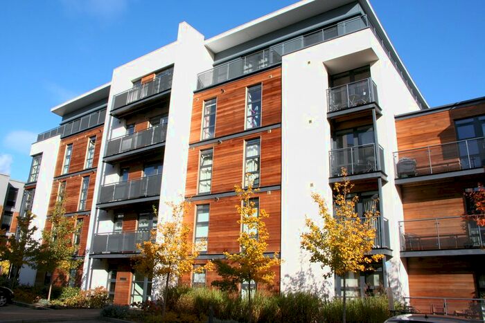 2 Bedroom Flat To Rent In Scott Avenue, Putney, SW15