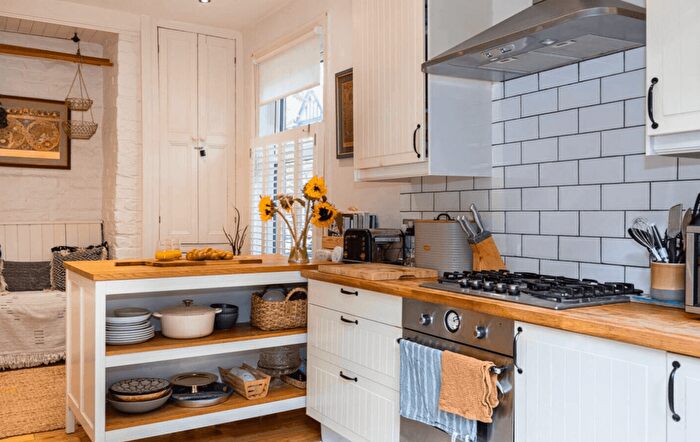 2 Bedroom Semi-Detached House To Rent In Shardeloes Road, London, SE14