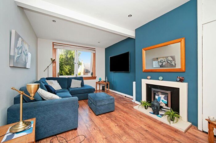 2 Bedroom Flat For Sale In / Newtoft Street, Gilmerton, Edinburgh, EH17