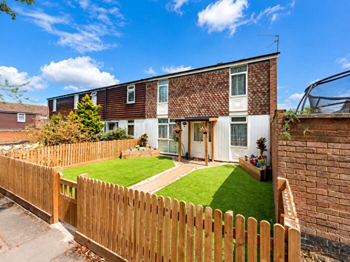 3 Bedroom End Of Terrace House For Sale In Clee Rise, Duston, Northampton, NN5