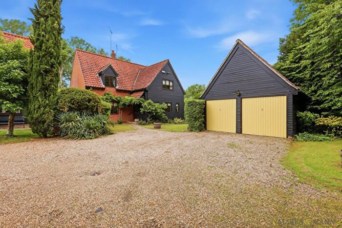 4 Bedroom Detached House For Sale In Back Lane, Monks Eleigh, Ipswich, IP7
