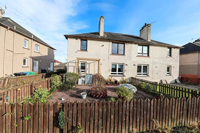 2 Bedroom Flat For Sale In Queens Crescent, Markinch, Glenrothes, KY7
