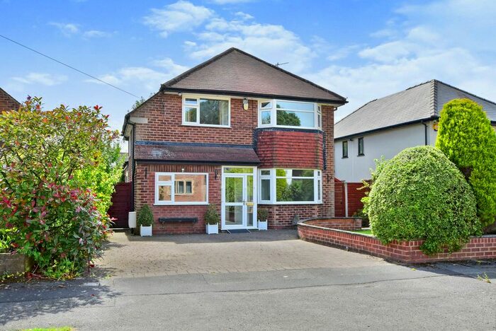 4 Bedroom Detached House For Sale In Warburton Close, Hale Barns, Altrincham, WA15