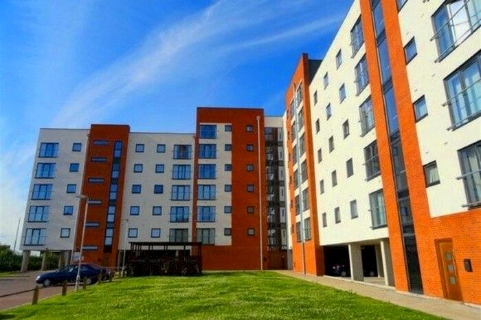 2 Bedroom Flat To Rent In Ladywell Point, Pilgrims Way, Eccles New Road, Salford, M50