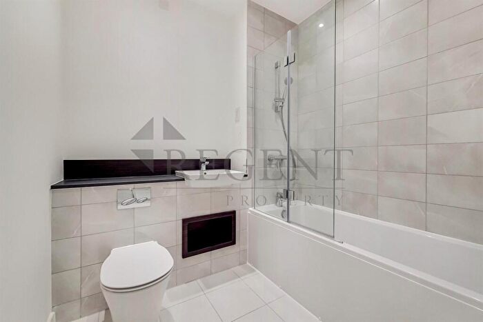 2 Bedroom Apartment To Rent In Perryfield Way, Brent Cross, NW9
