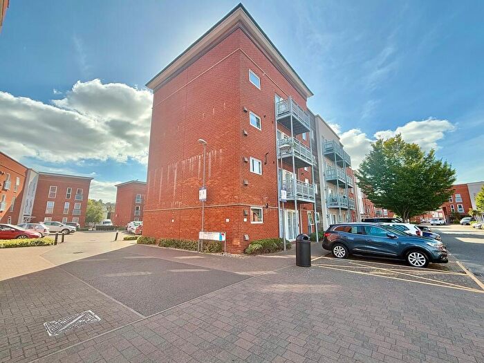 2 Bedroom Apartment For Sale In Holman Court, Ipswich, IP2