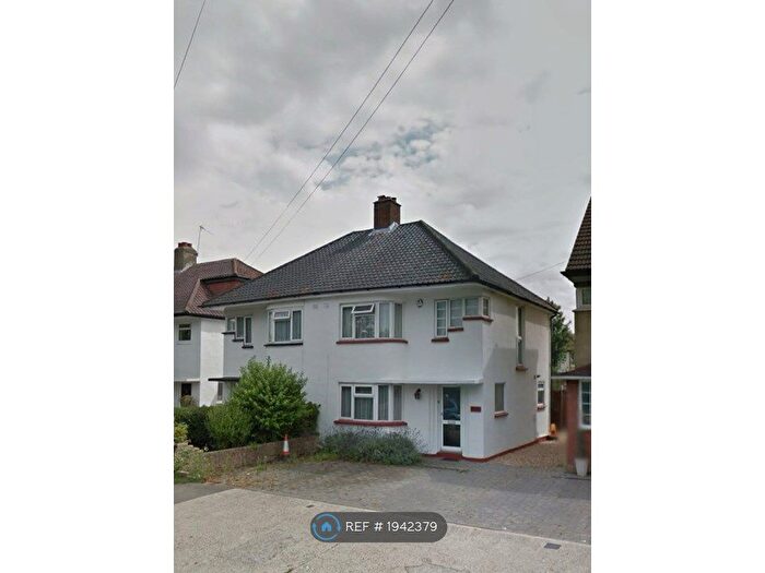 3 Bedroom Semi-Detached House To Rent In Windsor Avenue, Uxbridge, UB10