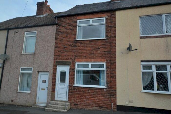 2 Bedroom Property To Rent In Shuttlewood, Chesterfield S44