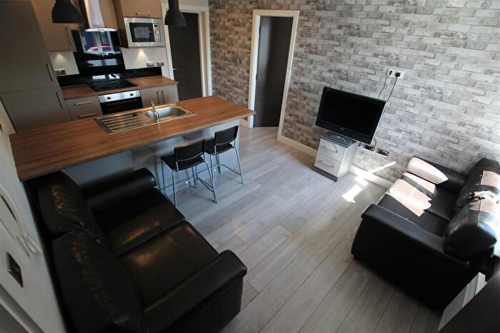 2 Bedroom Apartment To Rent In Hartisca Residence, Hartwell Road, Hyde Park, Leeds, LS6