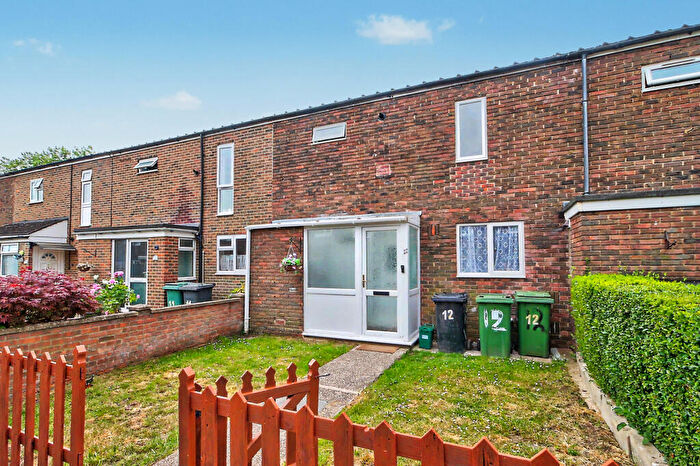 3 Bedroom Terraced House For Sale In Malta Close, Basingstoke, RG24