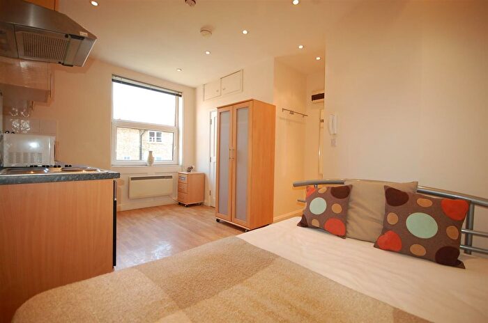 Studio To Rent In Gloucester Place, Marylebone, NW1