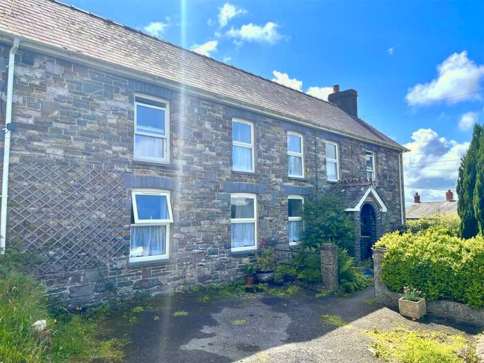 2 Bedroom Smallholding For Sale In Pencarreg, Llanybydder, SA40