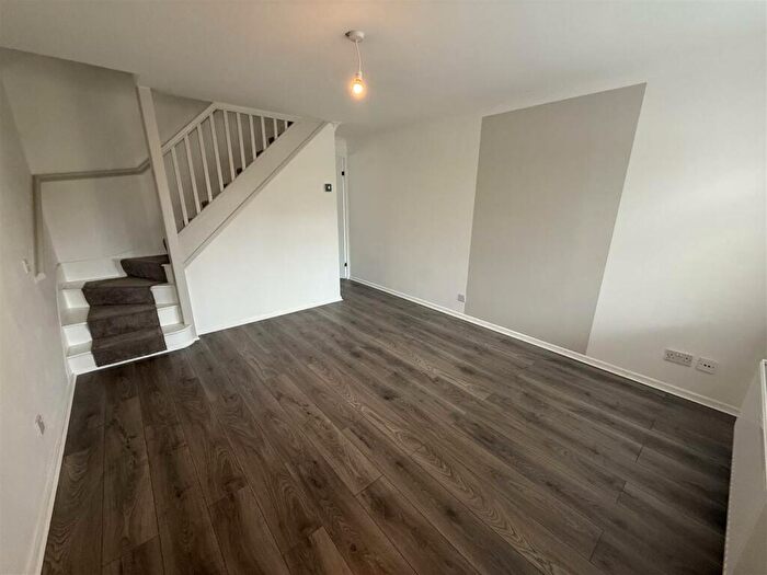2 Bedroom End Of Terrace House To Rent In Dickson Way, Chippenham, SN15