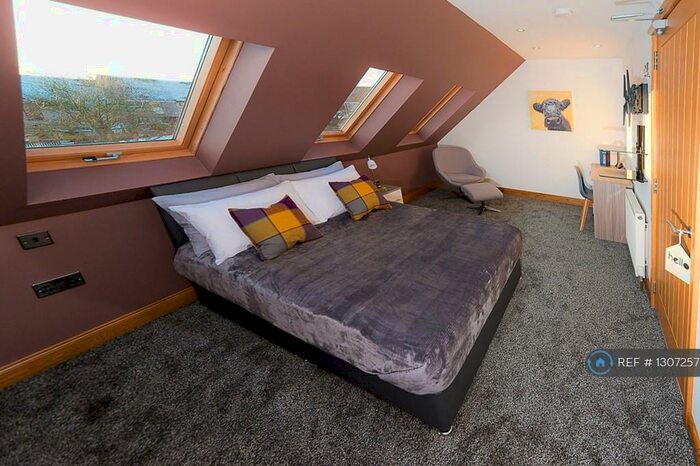 5 Bedroom End Of Terrace House To Rent In Stockethill Way, Aberdeen, AB16