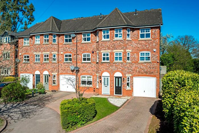 3 Bedroom Town House For Sale In Lavinia Court, Knutsford Road, Alderley Edge, SK9