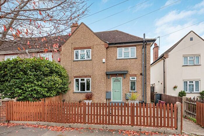 2 Bedroom End Terrace House For Sale In Almond Grove, Brentford, TW8