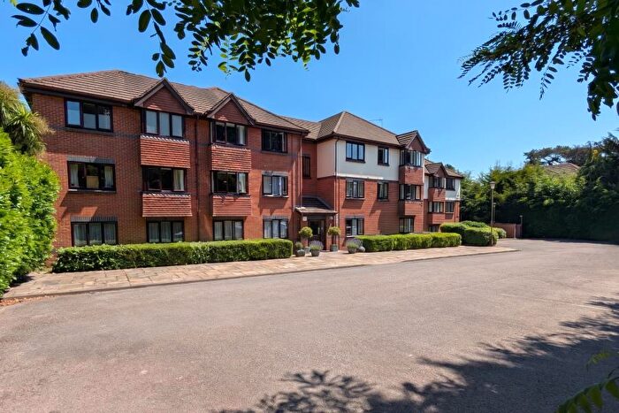 1 Bedroom Apartment To Rent In Woking, Surrey, GU22