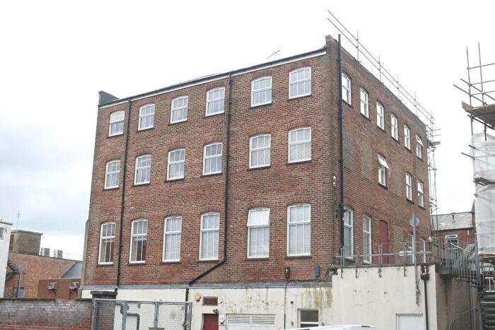 1 Bedroom Flat To Rent In The Warehouse, Central Bournemouth, BH2