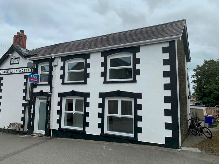 Semi-Detached House For Sale In The Coach House, Llansawel, Llansawel, Llandeilo, Dyfed, SA19
