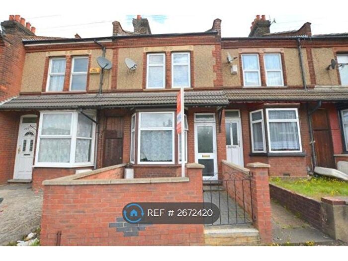 2 Bedroom Terraced House To Rent In Dallow Road, Luton, LU1