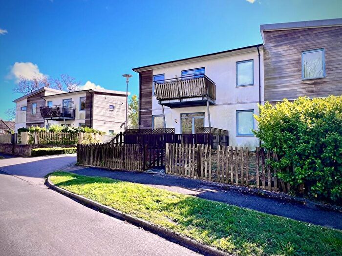 1 Bedroom Flat To Rent In Charlie Adams Court Langdown Unfurnished, SO45