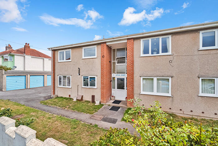 2 Bedroom Flat For Sale In Milton Park Road, BS22