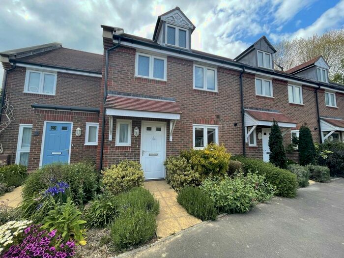3 Bedroom Terraced House To Rent In Old Common Close, Birdham, PO20