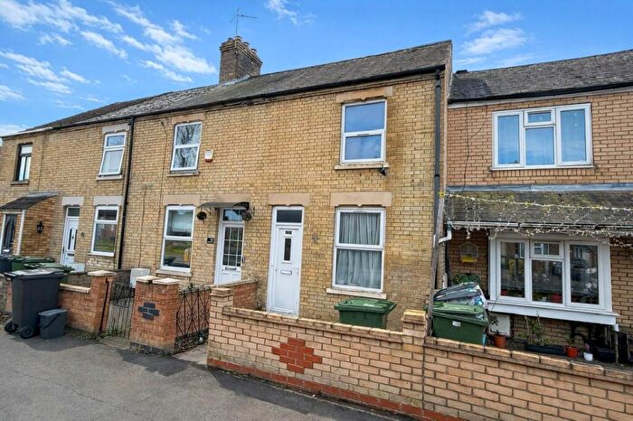 2 Bedroom Semi-Detached House For Sale In Elmfield Road, Peterborough, PE1