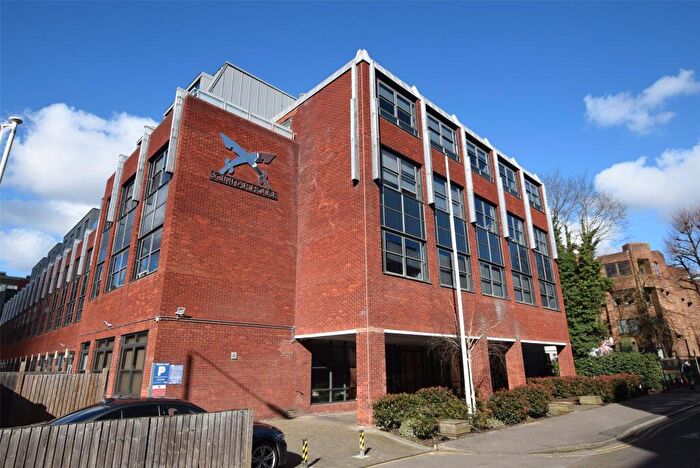 1 Bedroom Apartment To Rent In Eastern Road, Romford, RM1