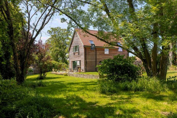 4 Bedroom Detached House For Sale In Distinctive House With Annex In Riverside Setting., BA7