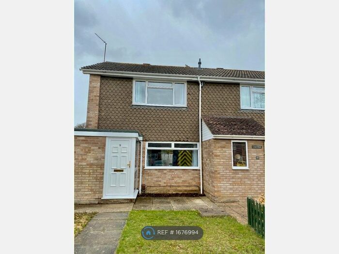 2 Bedroom Terraced House To Rent In Skippons Close, Newbury, RG14