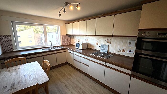 2 Bedroom Flat To Rent In Grampian Gardens, Dyce, Aberdeen, AB21