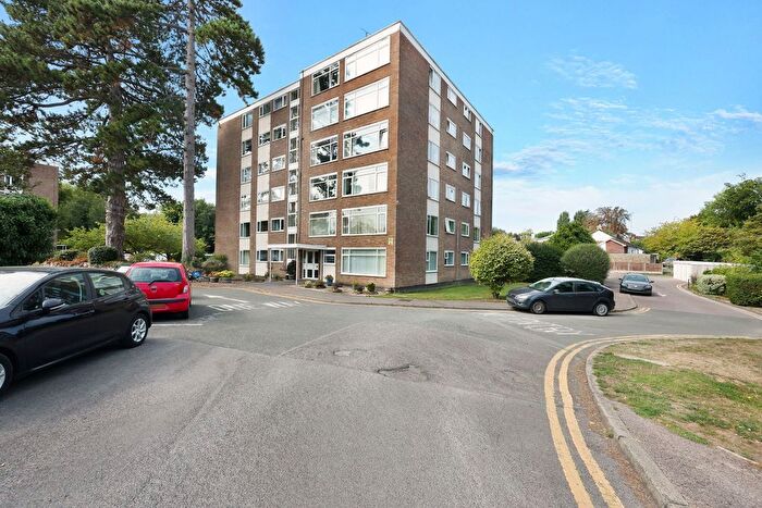 3 Bedroom Flat For Sale In Withyholt Court, Charlton Kings, Cheltenham, GL53