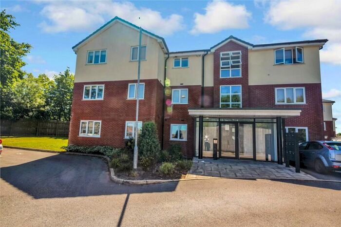 2 Bedroom Flat To Rent In Ash Court, Cumberland Point, A Cumberland Avenue, Clifton, M27