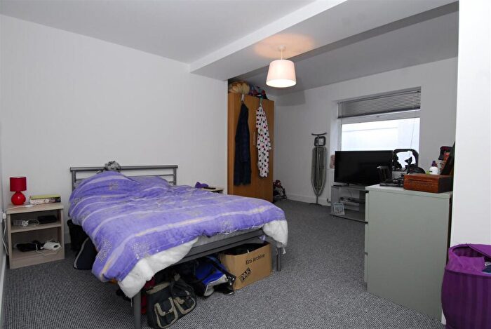 1 Bedroom Apartment To Rent In Quaker Lane, Flat, Plymouth, PL3